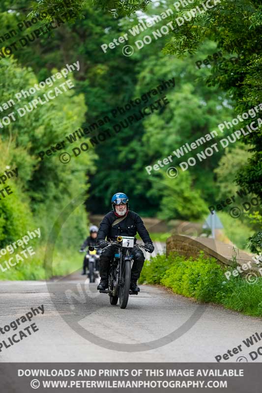 Vintage motorcycle club;eventdigitalimages;no limits trackdays;peter wileman photography;vintage motocycles;vmcc banbury run photographs